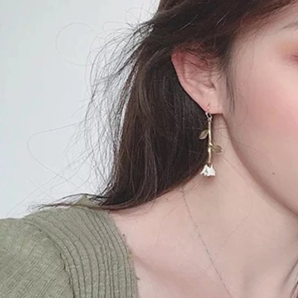 White Rose Stem Leaflet Drop Dangle Gold Earrings - Picture 5 of 8